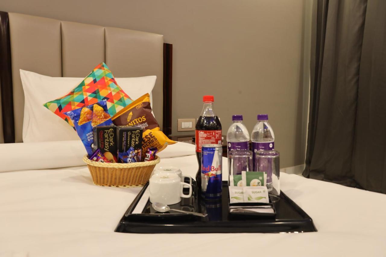 Vaabi Saabi Hotel Gurgaon Zewnętrze zdjęcie